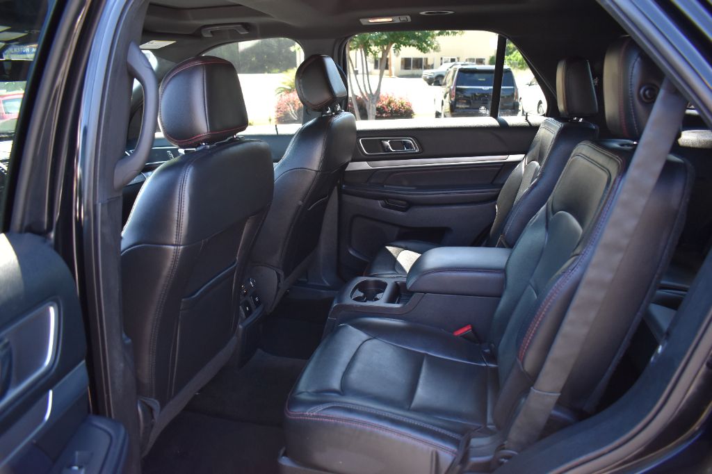 2017 Ford Explorer - $11,977