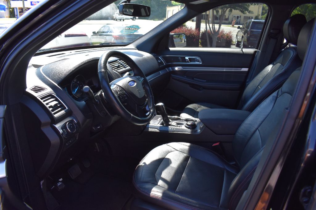 2017 Ford Explorer - $11,977