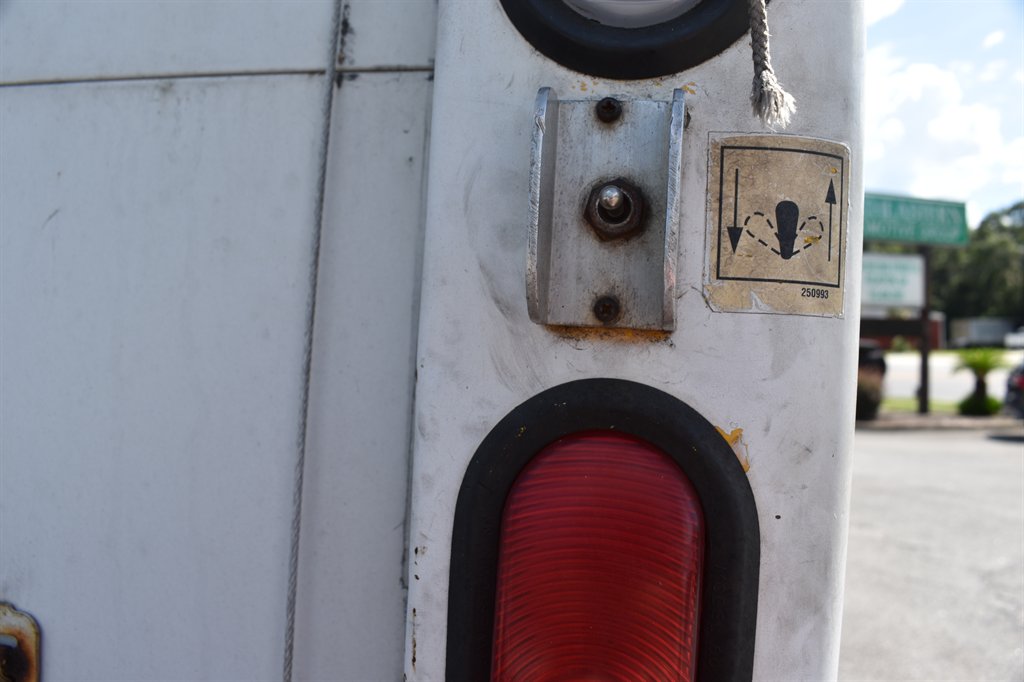 2003 Freightliner M2 - $15,903