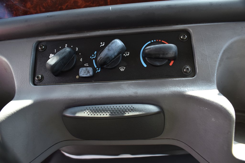 2003 Freightliner M2 - $15,903