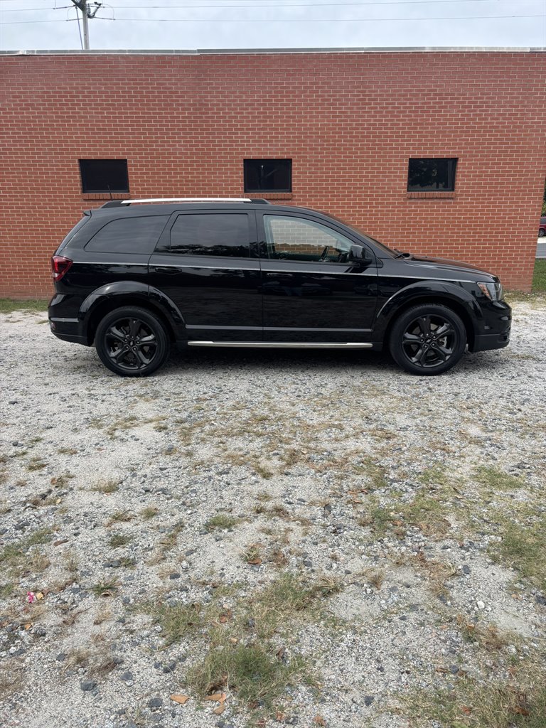 2020 Dodge Journey Crossroad