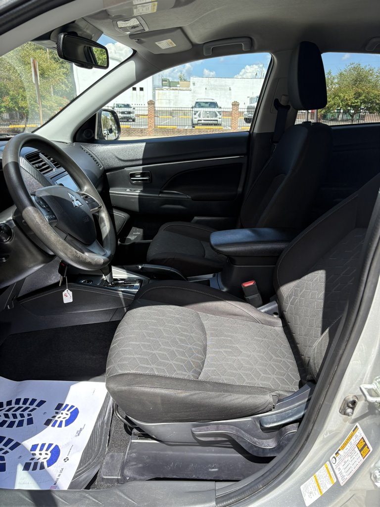 2024 Mitsubishi Outlander