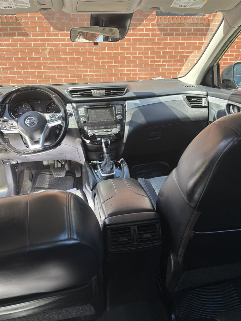 2020 Nissan Rogue