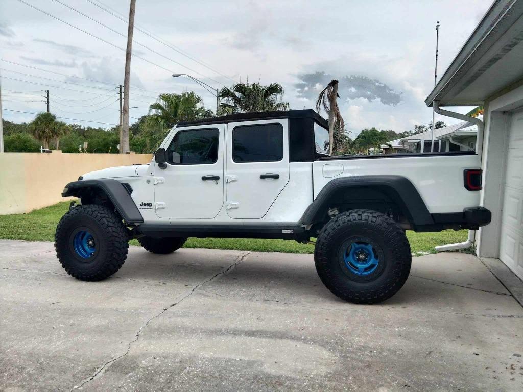 2020 Jeep Gladiator