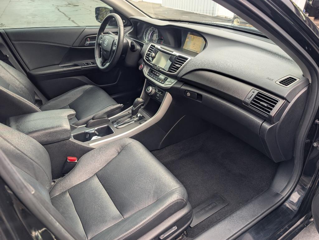 2015 Honda Accord - $8,999