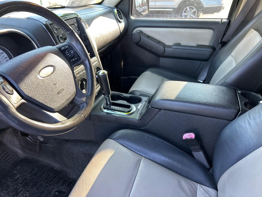 2008 Ford Explorer Sport Trac Limited photo