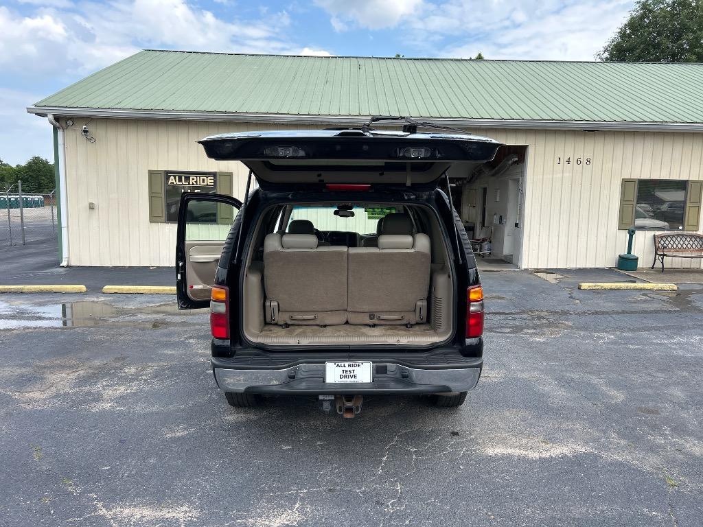 2003 Chevrolet Tahoe photo