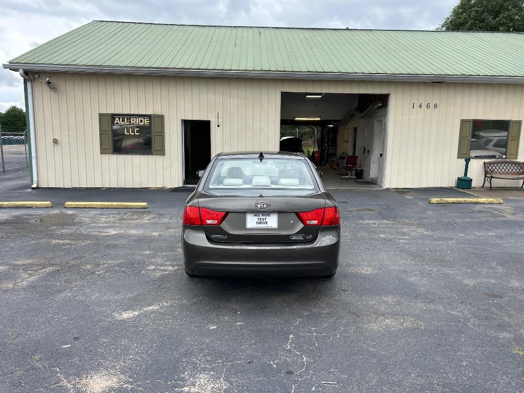 2009 Kia Optima LX photo