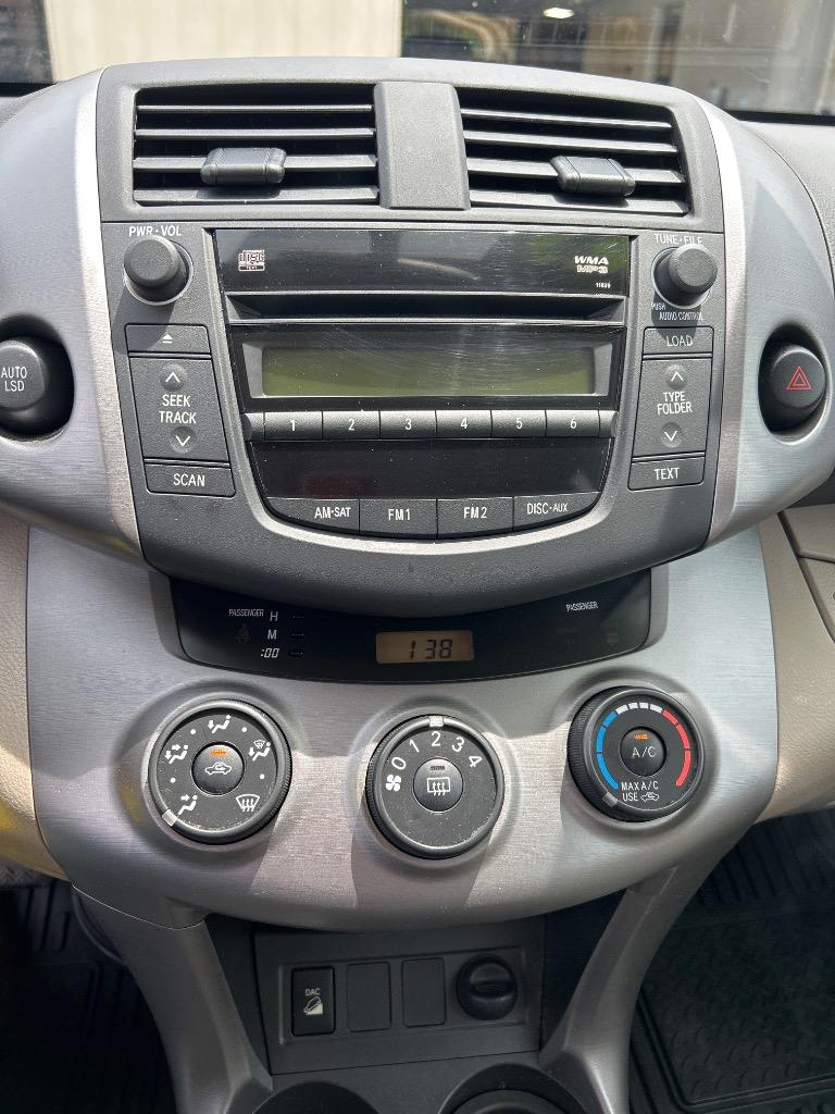 2008 Toyota RAV4 photo