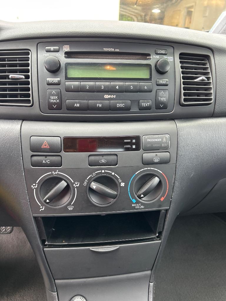 2007 Toyota Corolla CE photo