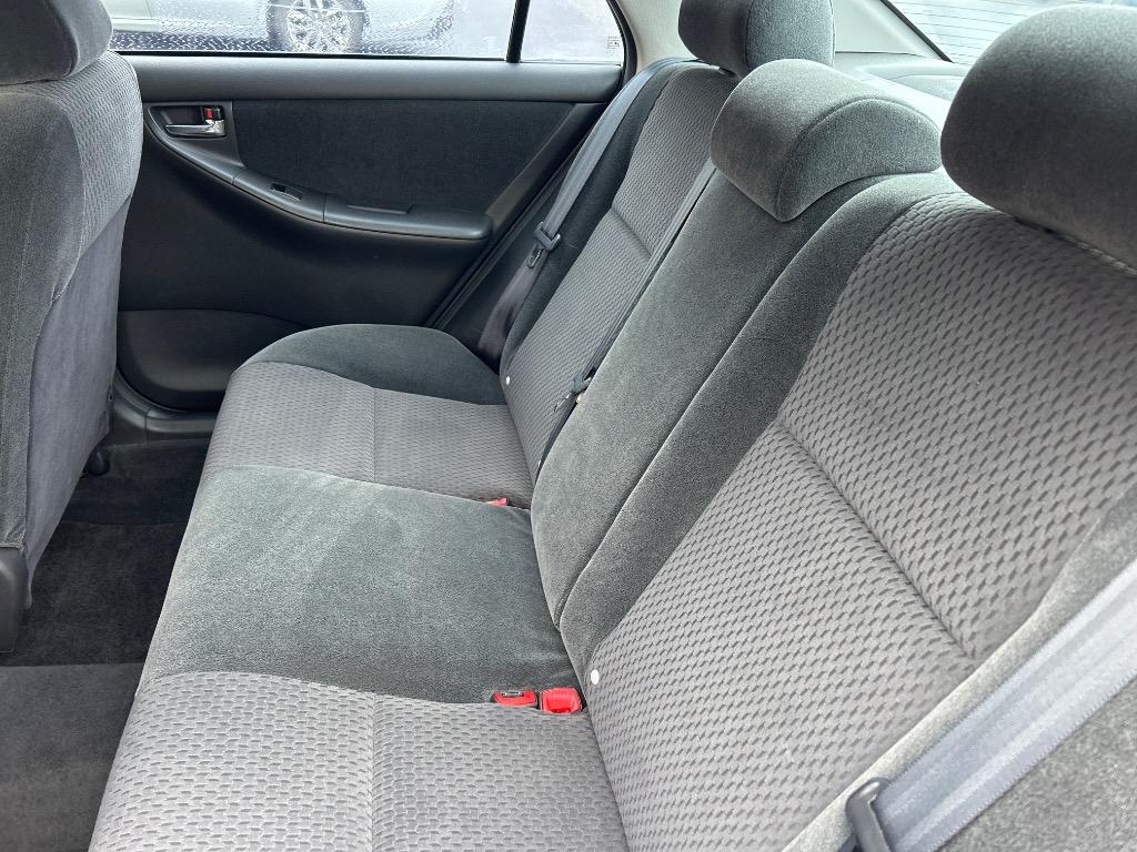 2007 Toyota Corolla CE photo
