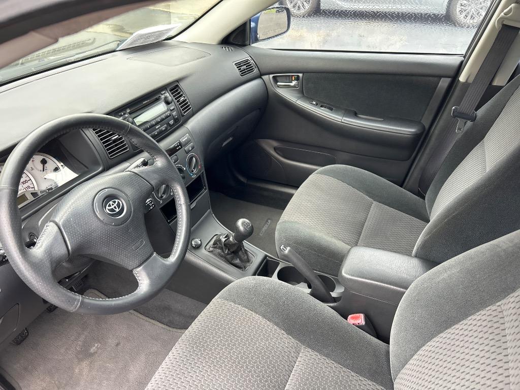 2007 Toyota Corolla CE photo