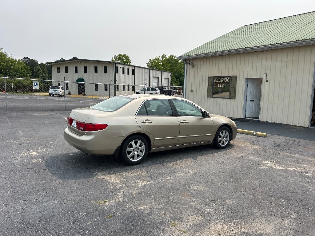 2005 Honda Accord EX photo