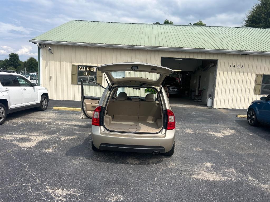 2007 Kia Rondo - $8,995