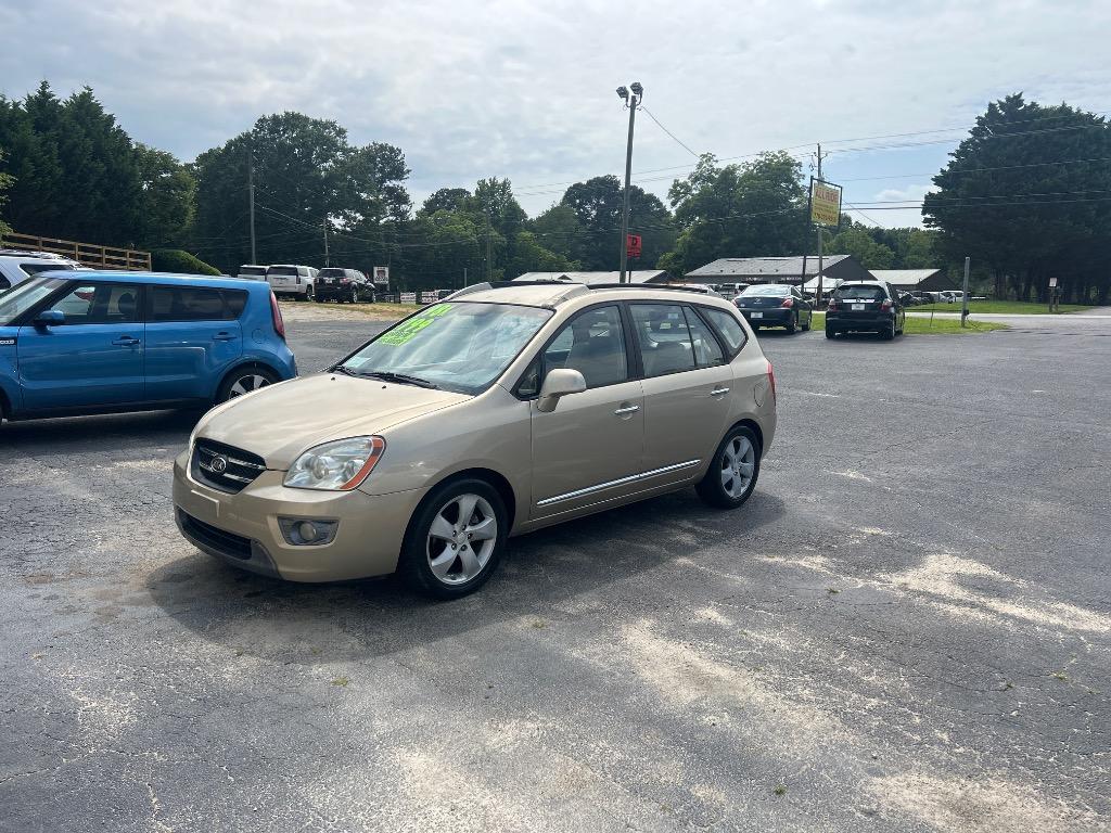 2007 Kia Rondo - $8,995