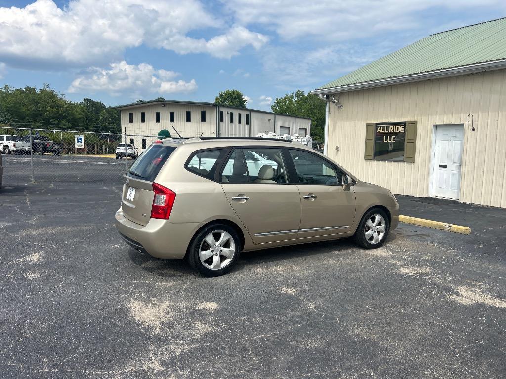 2007 Kia Rondo - $8,995