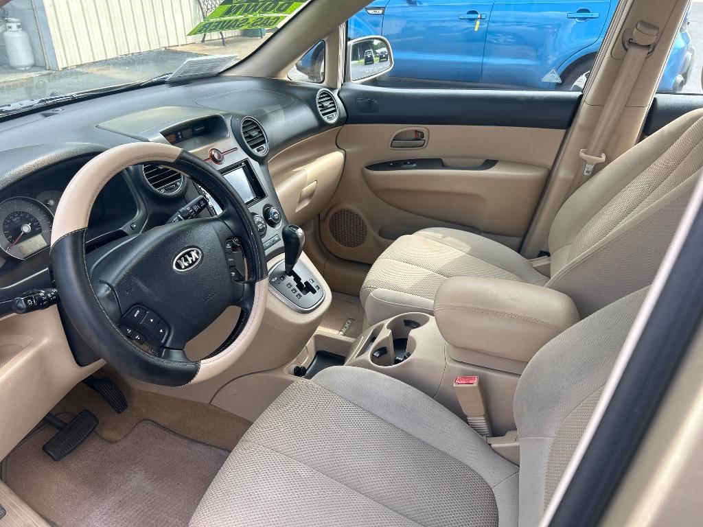 2007 Kia Rondo - $8,995