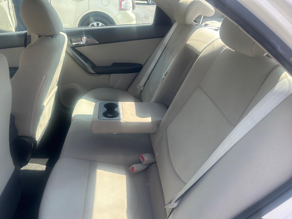 2013 Hyundai Elantra - $11,995