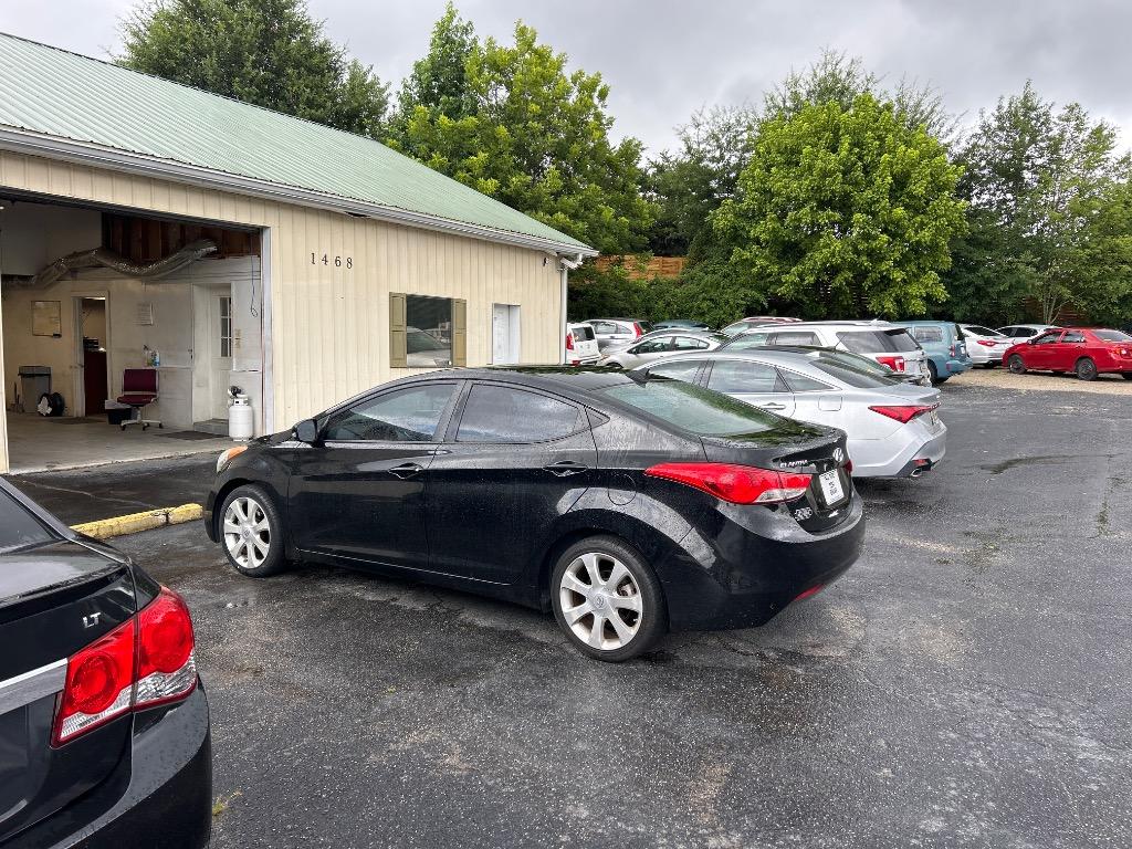 2013 Hyundai Elantra - $11,995