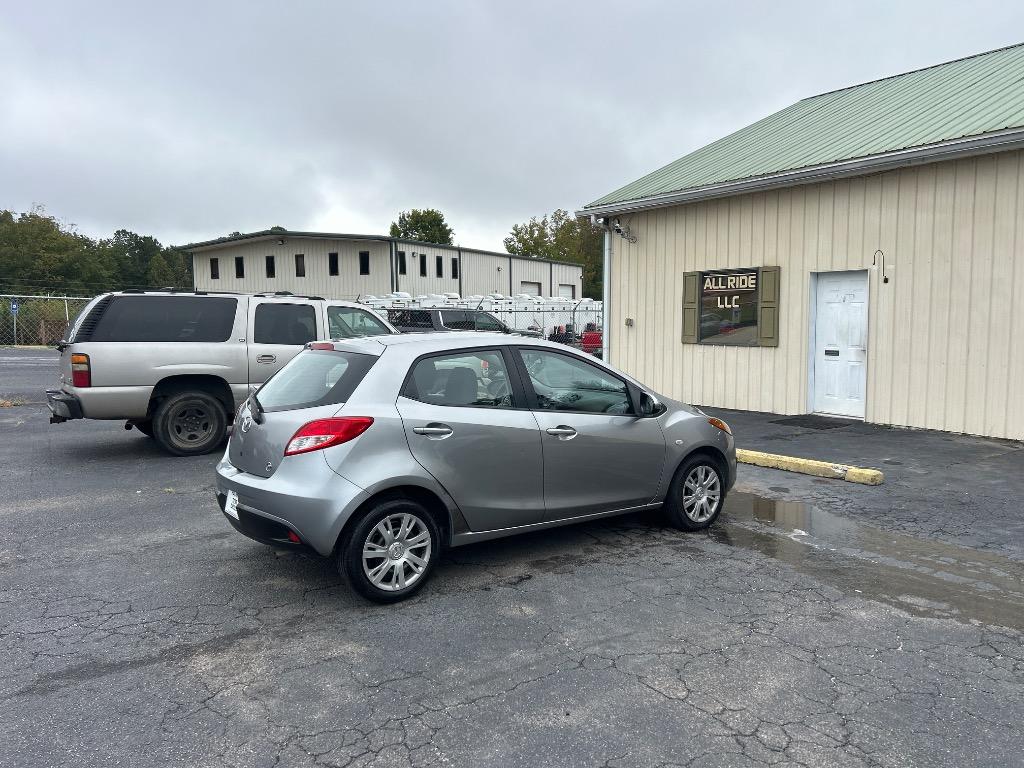 2014 MAZDA MAZDA2 - $10,995
