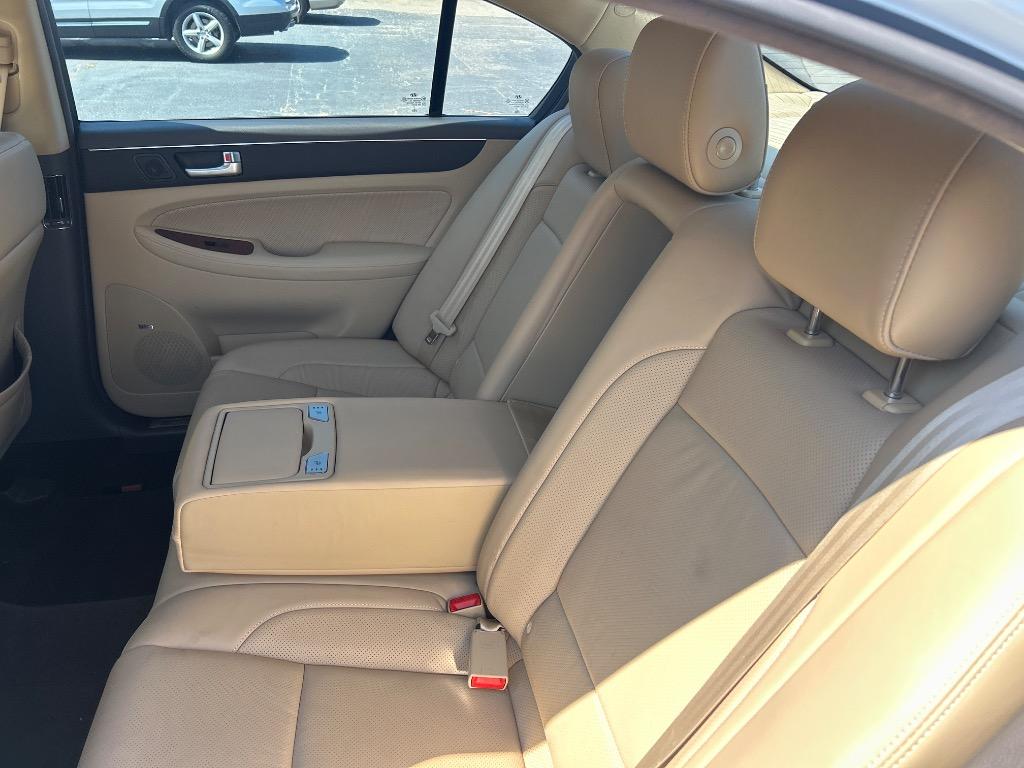 2013 Hyundai Genesis - $12,995