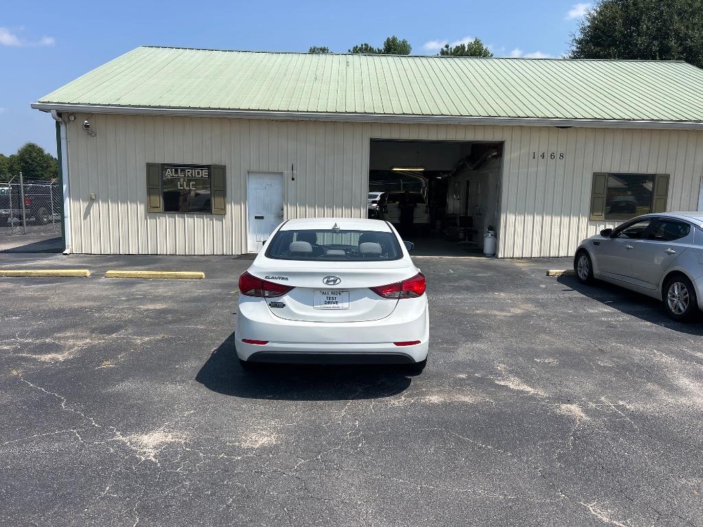 2016 Hyundai Elantra - $12,995