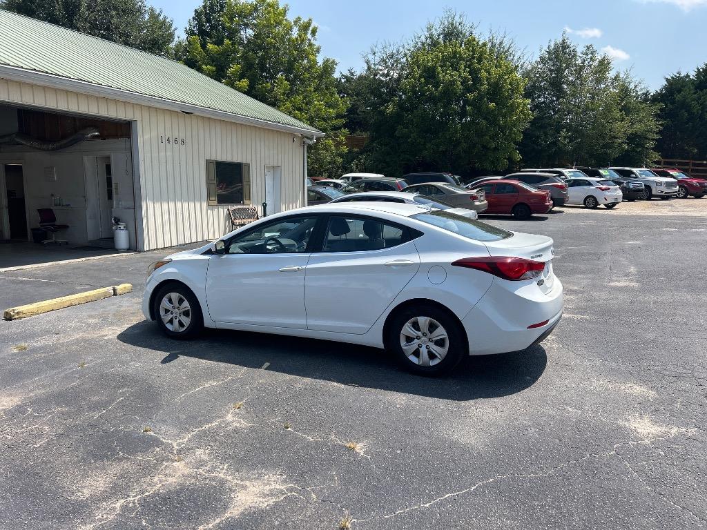 2016 Hyundai Elantra - $12,995