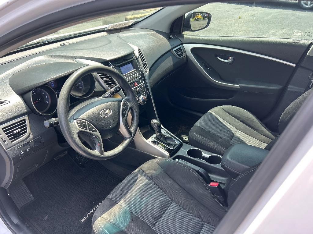 2015 Hyundai Elantra - $10,995