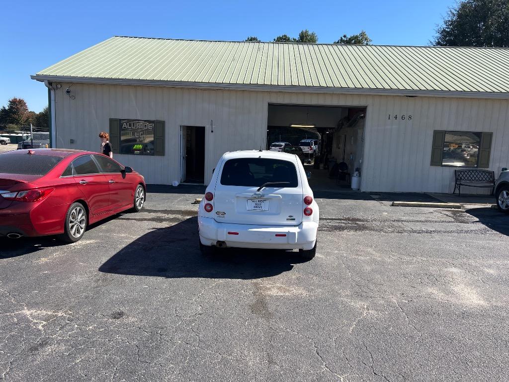 2011 Chevrolet HHR - $8,995