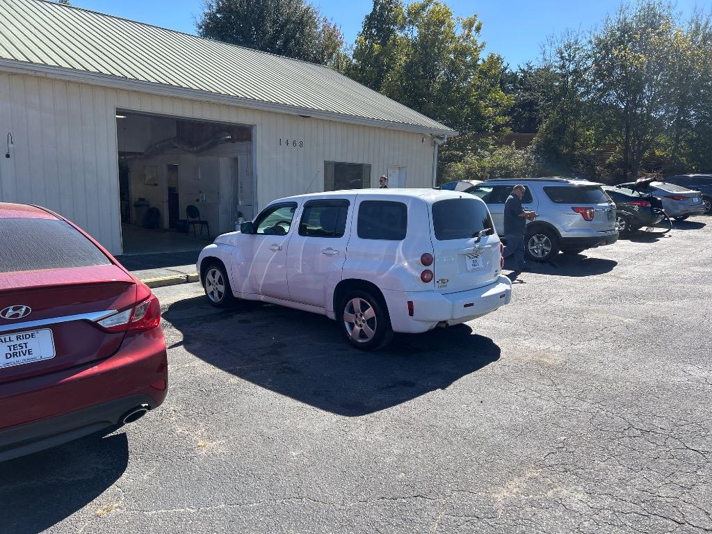 2011 Chevrolet HHR - $8,995