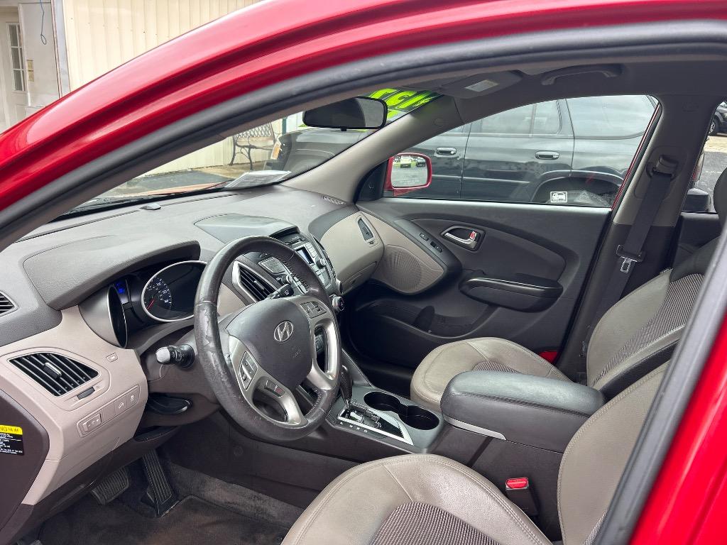 2013 Hyundai Tucson - $11,995