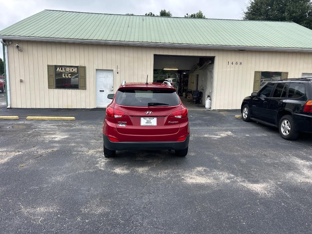 2013 Hyundai Tucson - $11,995