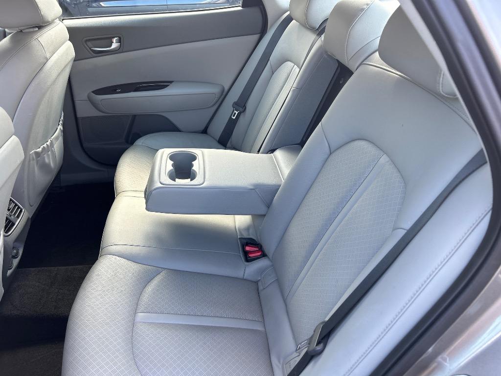 2016 Kia Optima - $13,995