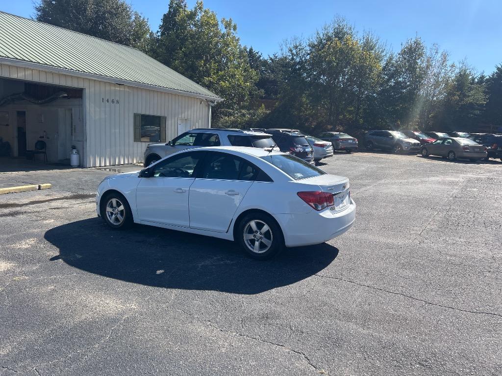 2013 Chevrolet Cruze - $9,995