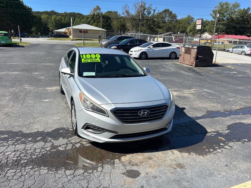 2015 Hyundai Sonata - $10,995