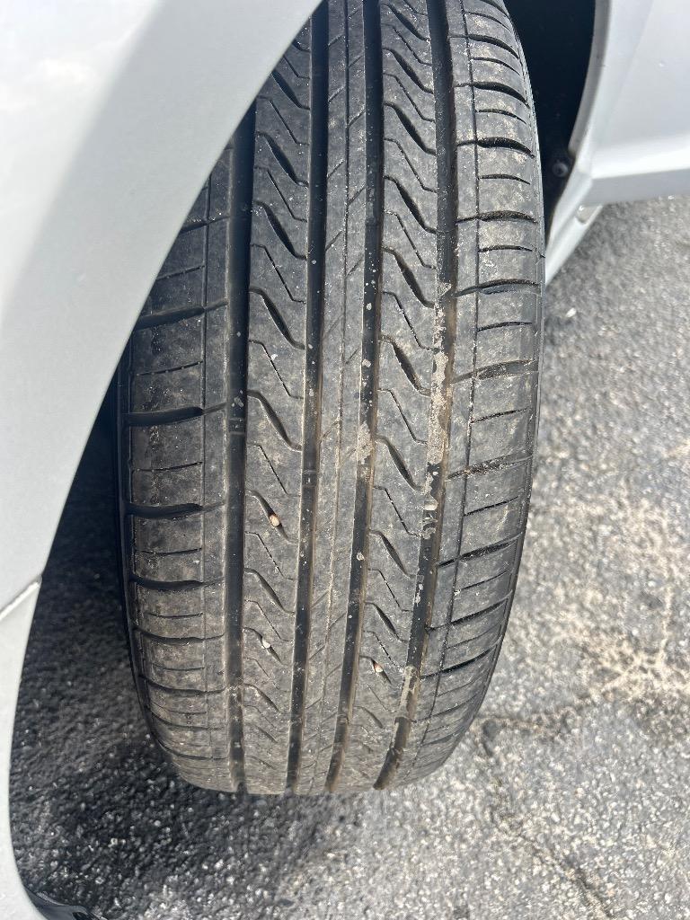 2015 Hyundai Sonata - $11,995