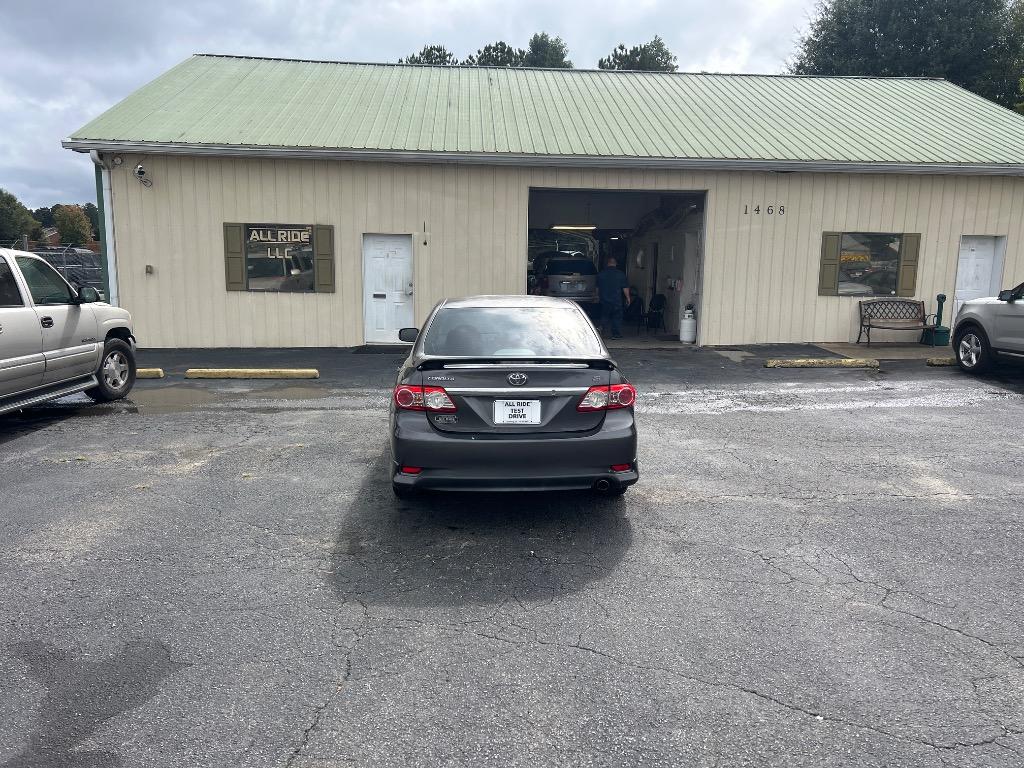2013 Toyota Corolla - $11,995