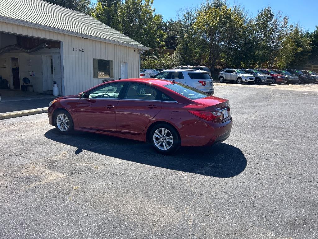 2014 Hyundai Sonata - $10,995