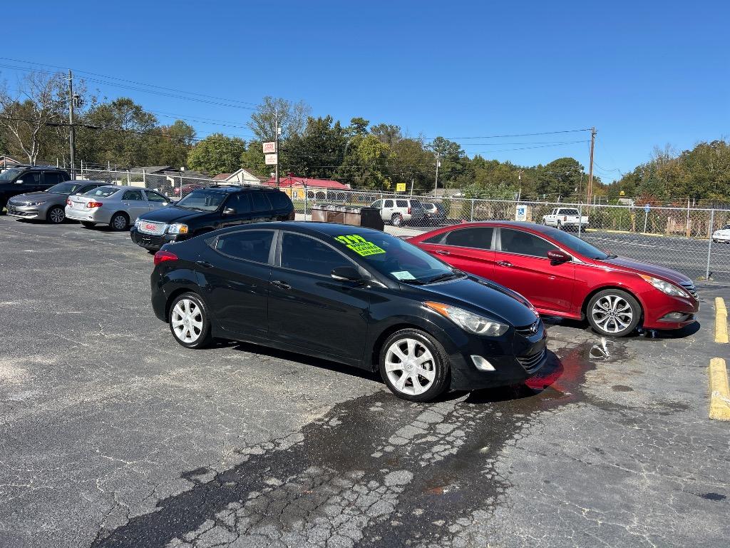 2013 Hyundai Elantra - $10,995