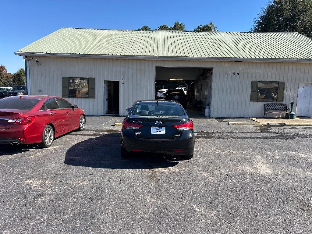 2013 Hyundai Elantra - $10,995