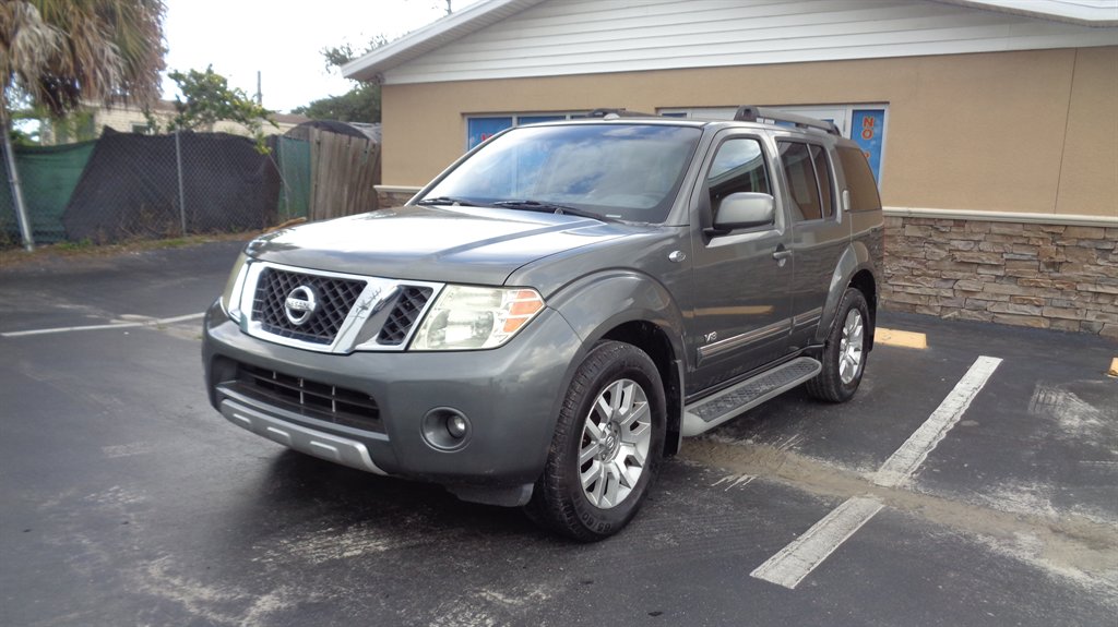2008 Nissan Pathfinder - $12,999