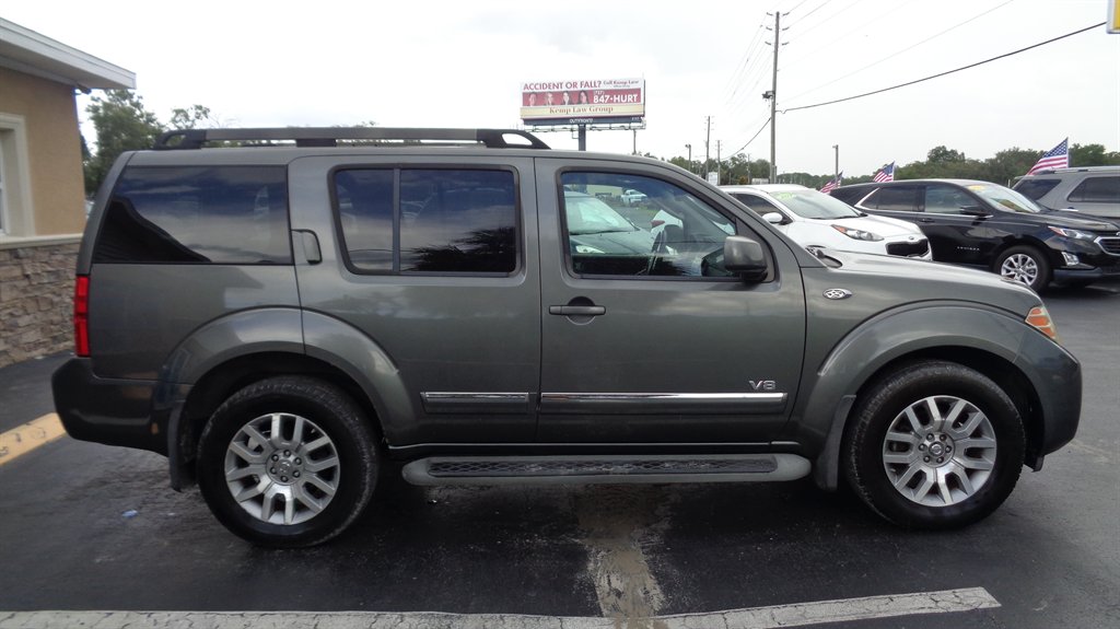 2008 Nissan Pathfinder - $12,999