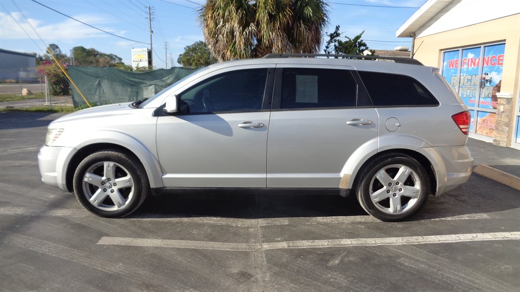 2010 Dodge Journey - $12,999