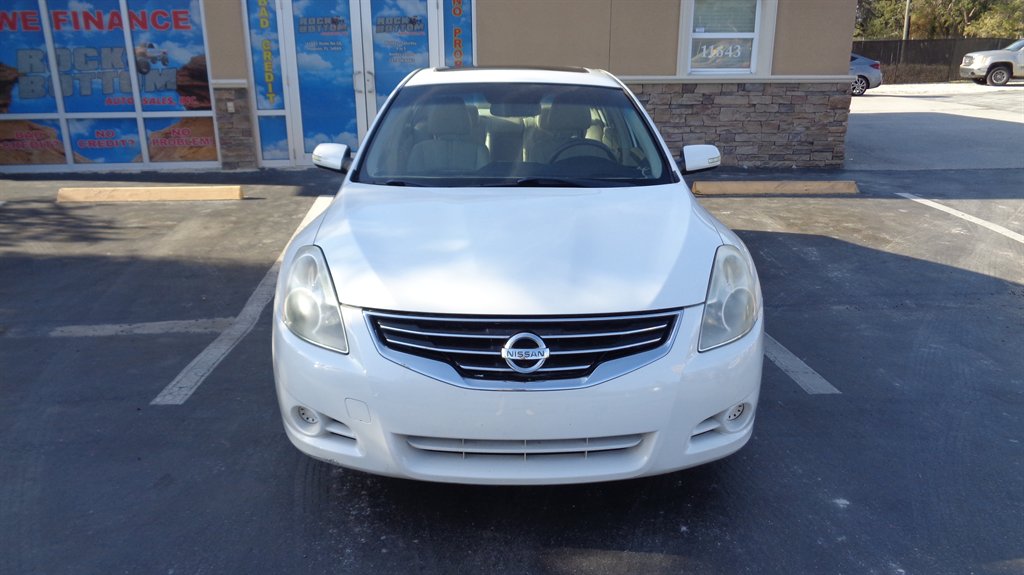 2010 Nissan Altima 2.5 photo