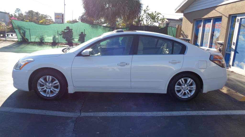 2012 Nissan Altima 2.5 photo