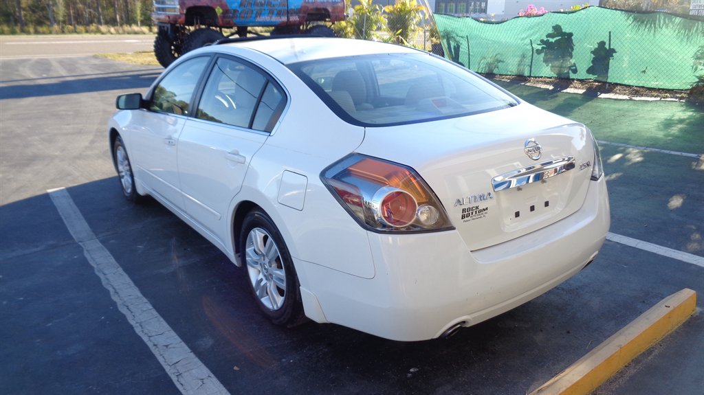 2012 Nissan Altima 2.5 photo