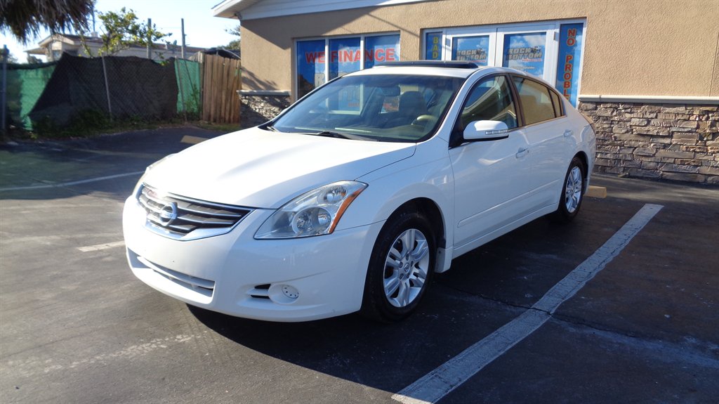 2012 Nissan Altima 2.5 photo