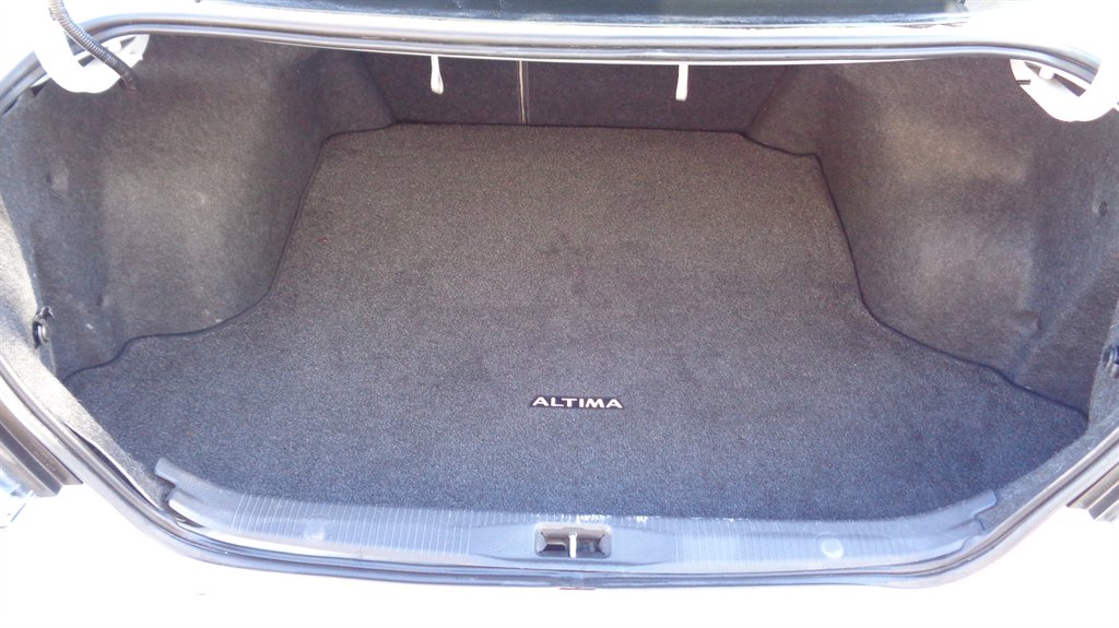 2012 Nissan Altima 2.5 photo