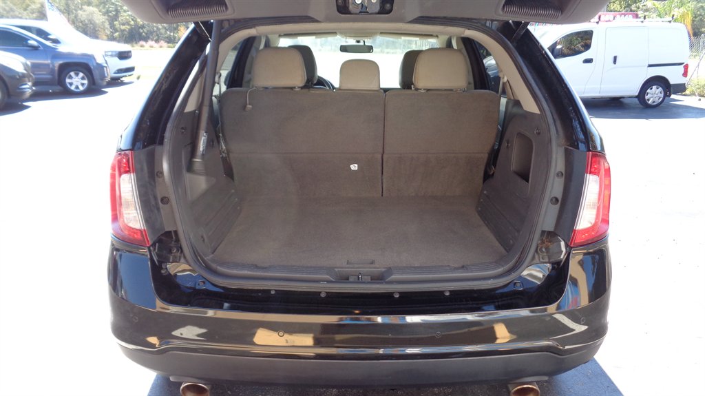2013 Ford Edge - $16,999