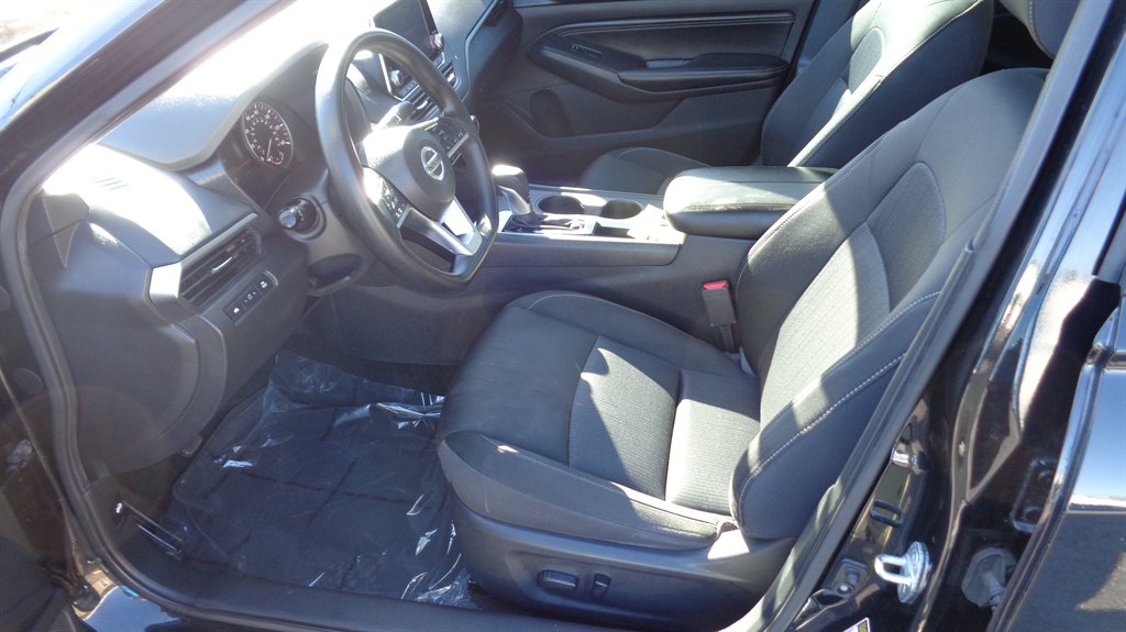 2019 Nissan Altima S photo